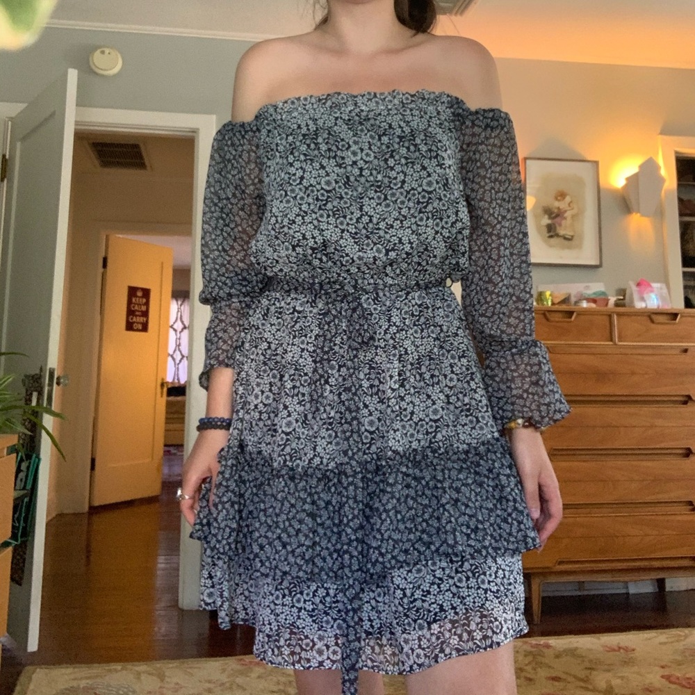 Loft floral dress super cute size small